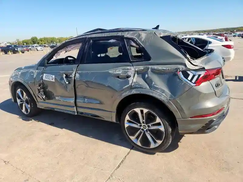 WA1EECF30N1039242 2022 AUDI Q3-1