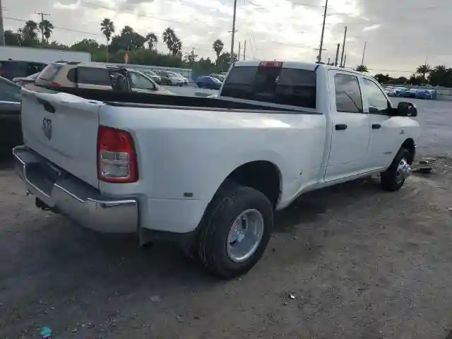3C63RPGL1KG523674 2019 RAM 3500-2