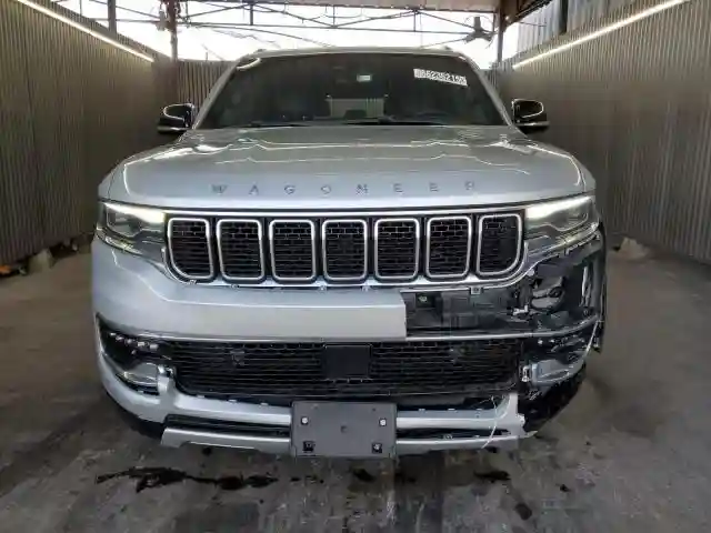 1C4SJSBP8RS110064 2024 JEEP WAGONEER-4