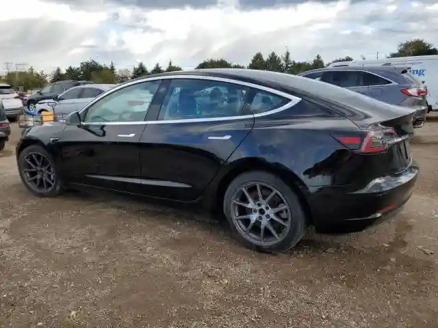 5YJ3E1EB4JF127481 2018 TESLA MODEL 3-1