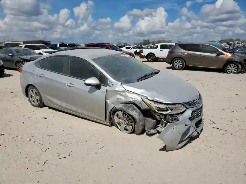 1G1BC5SM0H7124956 2017 CHEVROLET CRUZE-3