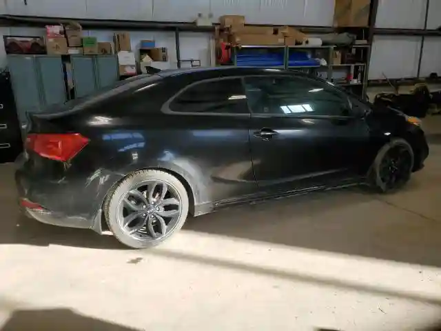 KNAFZ6A37G5639496 2016 KIA FORTE-2