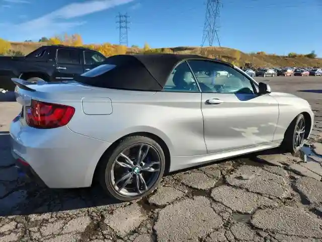 WBA2L3C32HV667882 2017 BMW M2-2