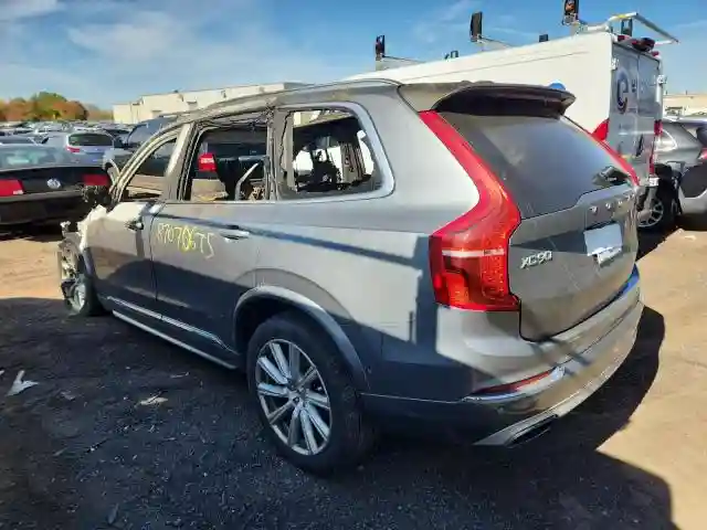 YV4A22PL3G1050788 2016 VOLVO XC90-1