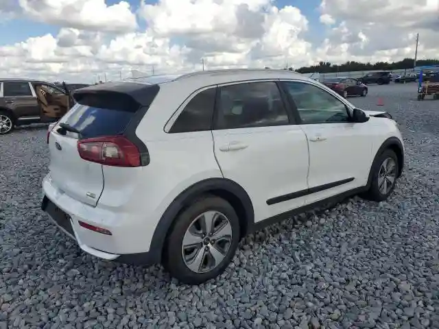 KNDCB3LC9K5250907 2019 KIA NIRO-4