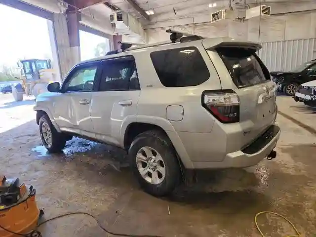 JTEMU5JR6N6063202 2022 TOYOTA 4RUNNER-1