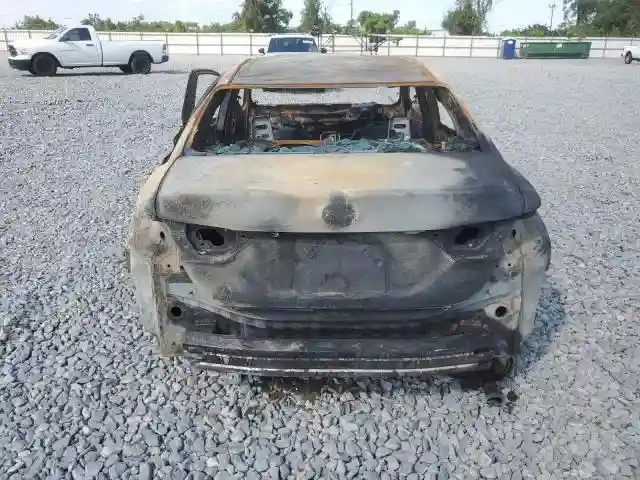 4T1B11HK4JU676975 2018 TOYOTA CAMRY-5
