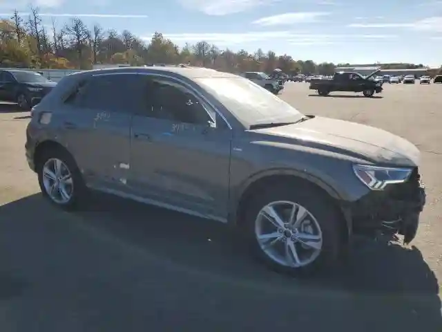 WA1DECF39R1122654 2024 AUDI Q3-3