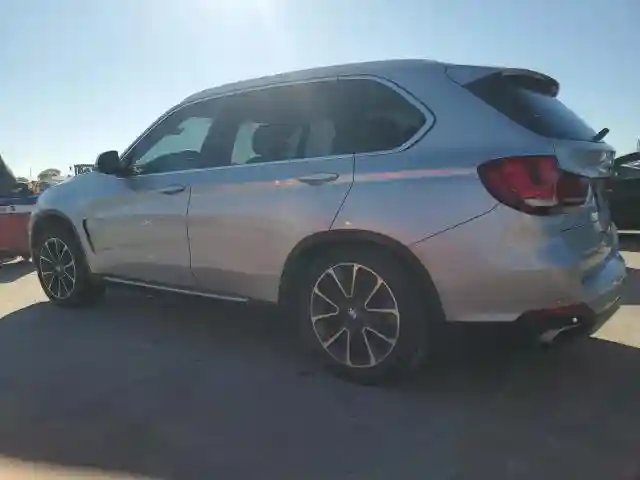 5UXKR2C50J0Z14685 2018 BMW X5-1
