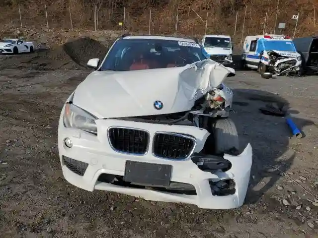 WBAVM5C55FVV94592 2015 BMW X1-4