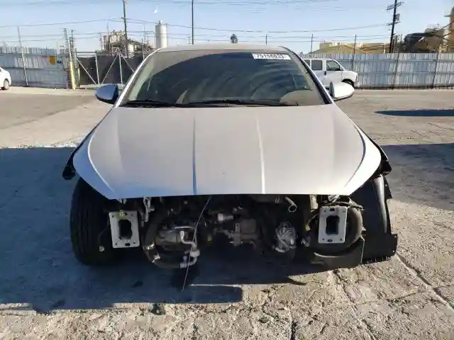 5NPD74LF3KH418062 2019 HYUNDAI ELANTRA-4