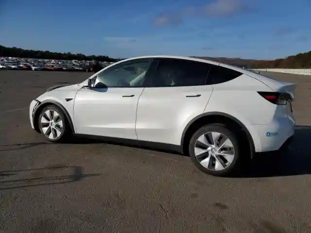 7SAYGDEE1RF036260 2024 TESLA MODEL Y-1