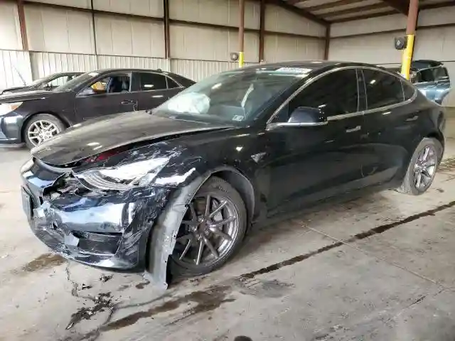 5YJ3E1EAXJF152375 2018 TESLA MODEL 3-0