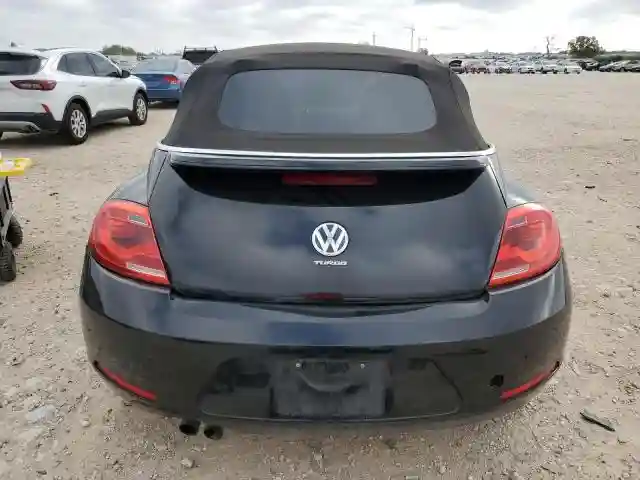 3VW517AT4FM811064 2015 VOLKSWAGEN BEETLE-5