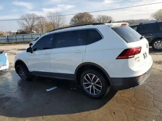 3VV3B7AX7KM064260 2019 VOLKSWAGEN TIGUAN-1