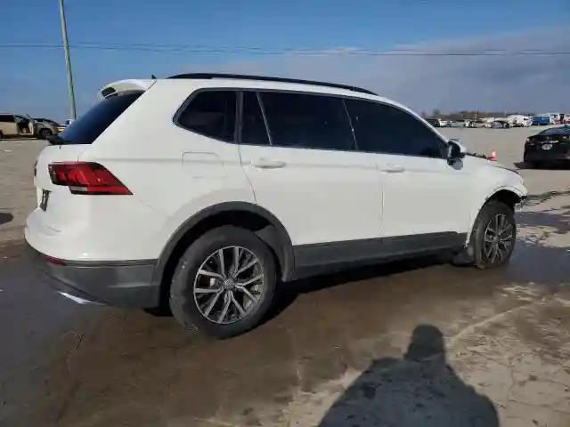 3VV3B7AX7KM064260 2019 VOLKSWAGEN TIGUAN-2