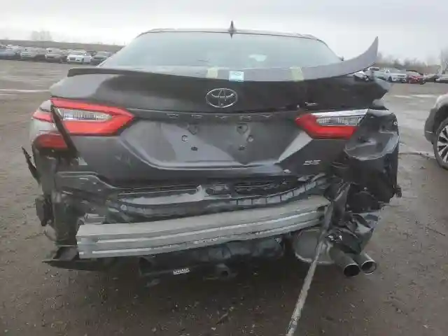 4T1B11HK3JU126232 2018 TOYOTA CAMRY-5