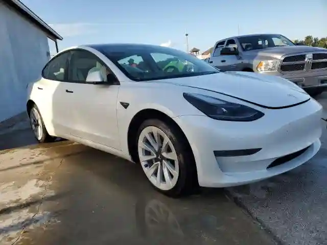 5YJ3E1EBXNF181454 2022 TESLA MODEL 3-3