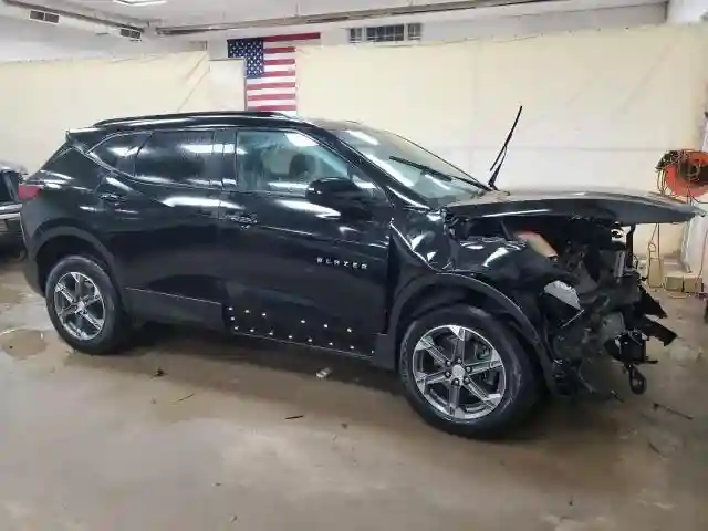 3GNKBCR44RS169056 2024 CHEVROLET BLAZER-3