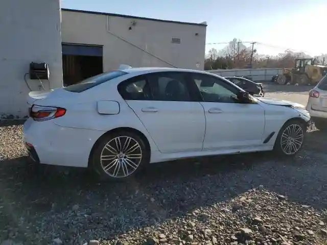 WBAJE7C59KWW14855 2019 BMW 5 SERIES-2