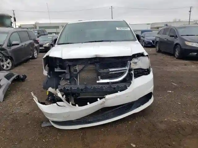 2C4RDGBG9HR700924 2017 DODGE CARAVAN-4