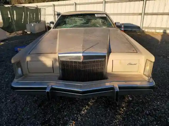 8Y89A943798 1978 LINCOLN CONTINENTL-4