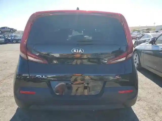 KNDJ23AU0M7743787 2021 KIA SOUL-5