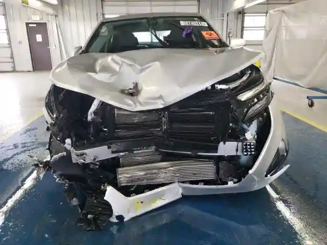 2GNAXTEV3N6112187 2022 CHEVROLET EQUINOX-4