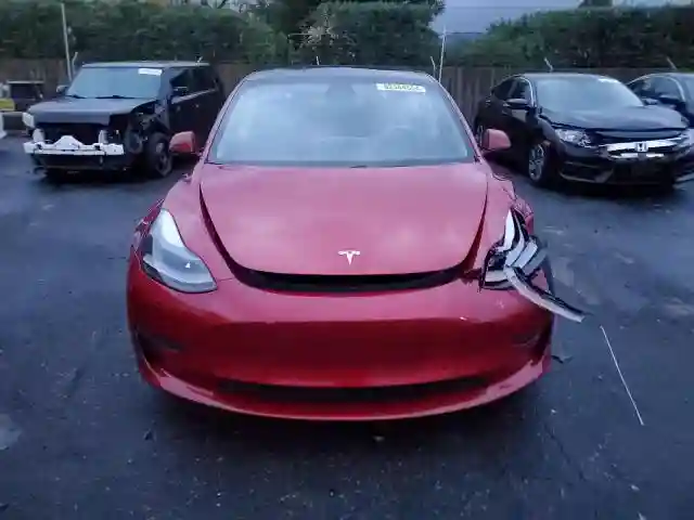 5YJ3E1EA7MF077252 2021 TESLA MODEL 3-4
