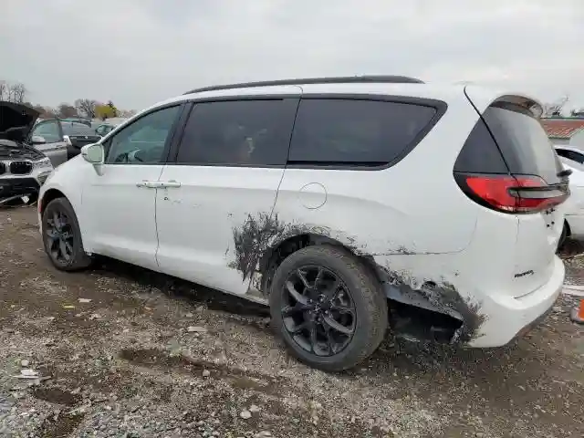 2C4RC3BG1NR140114 2022 CHRYSLER PACIFICA-1