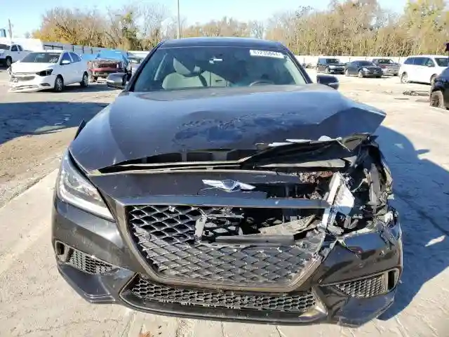 KMTFN4JE6KU310261 2019 GENESIS G80-4