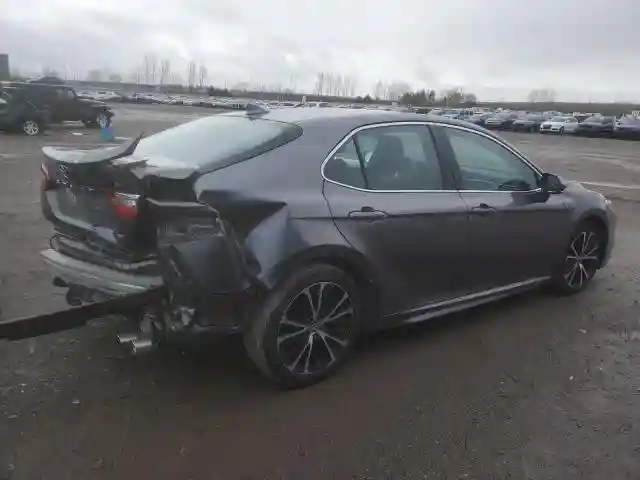4T1B11HK3JU126232 2018 TOYOTA CAMRY-2