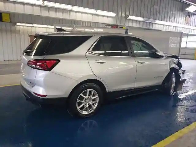 2GNAXTEV3N6112187 2022 CHEVROLET EQUINOX-2
