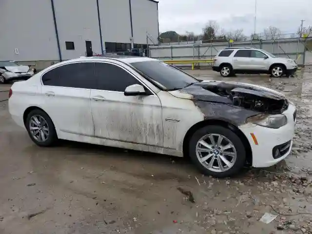 WBA5A7C59FD628317 2015 BMW 5 SERIES-3