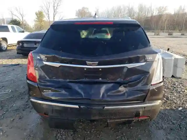 1GYKNERS5HZ111852 2017 CADILLAC XT5-5