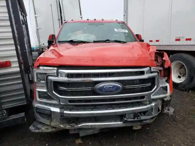 1FT8W3BT9NEE28735 2022 FORD F350-4