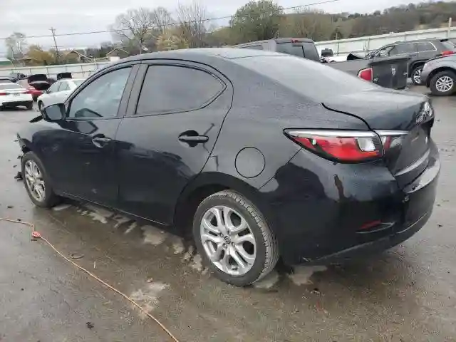 3MYDLBZV9GY129875 2016 TOYOTA SCION-1