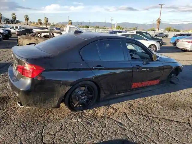 WBA8B3C37HK777633 2017 BMW 3 SERIES-2