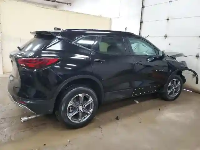 3GNKBCR44RS169056 2024 CHEVROLET BLAZER-2