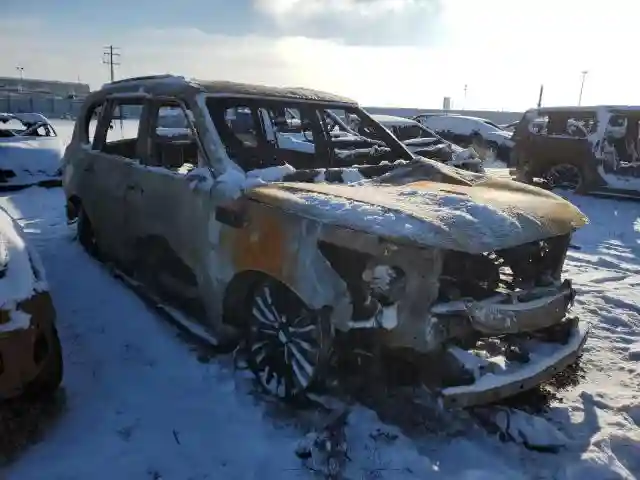 JN8AZ2AE3M9270474 2021 INFINITI QX80-3