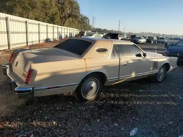 8Y89A943798 1978 LINCOLN CONTINENTL-2