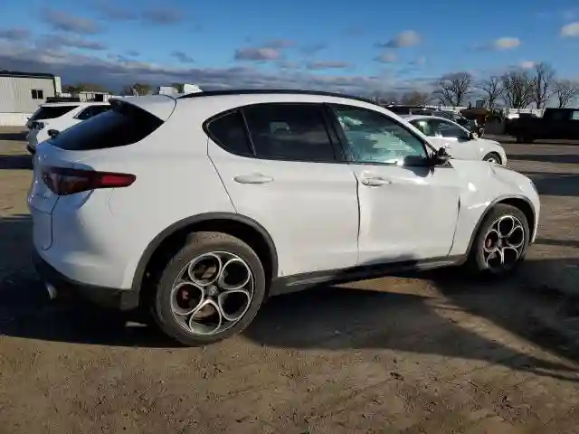 ZASPAKBN7K7C50837 2019 ALFA ROMEO STELVIO-2