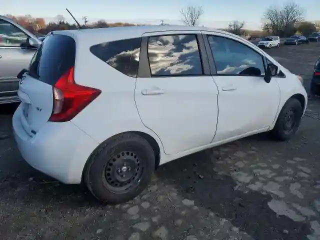 3N1CE2CP7GL354908 2016 NISSAN VERSA-2