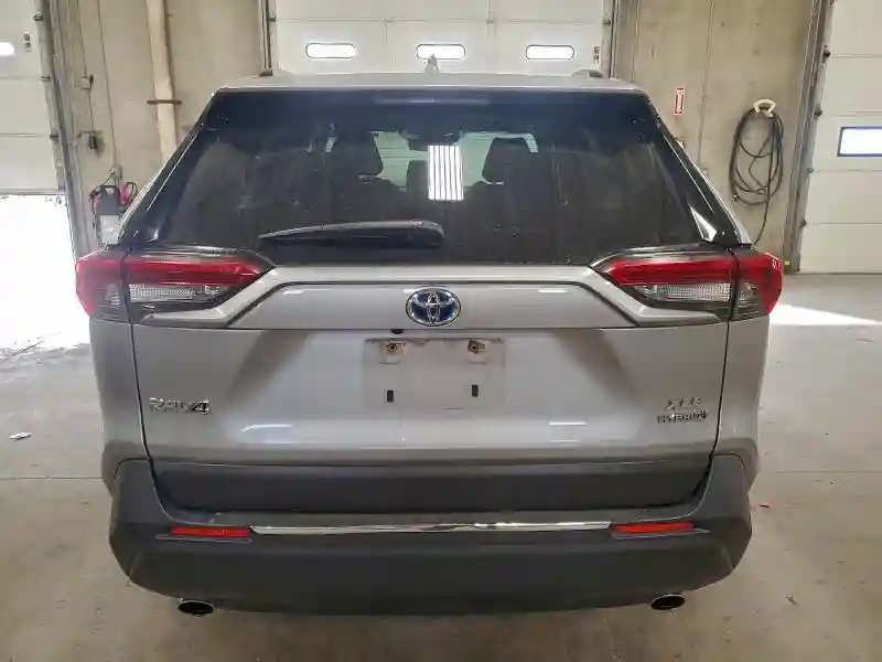JTMB6RFV7ND058251 2022 TOYOTA RAV4-5