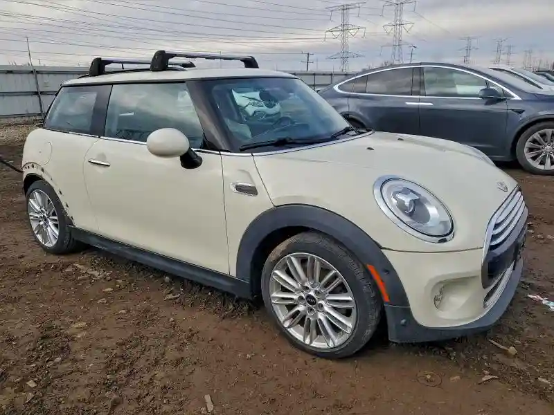 WMWXP5C57J2D71953 2018 MINI COOPER-3