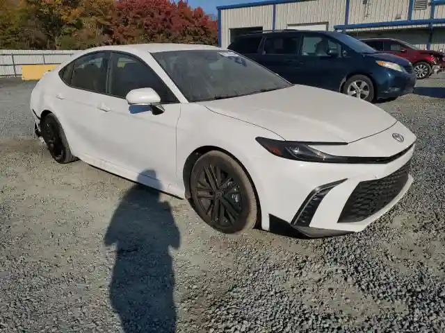 4T1DAACK2SU642759 2025 TOYOTA CAMRY-3