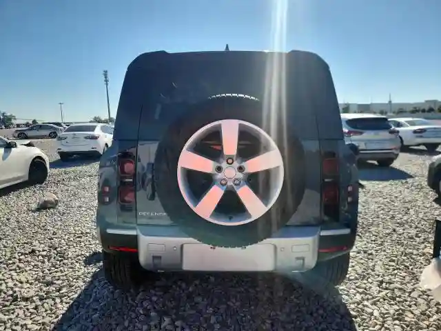 SALEJ7EX3S2436861 2025 LAND ROVER DEFENDER-5