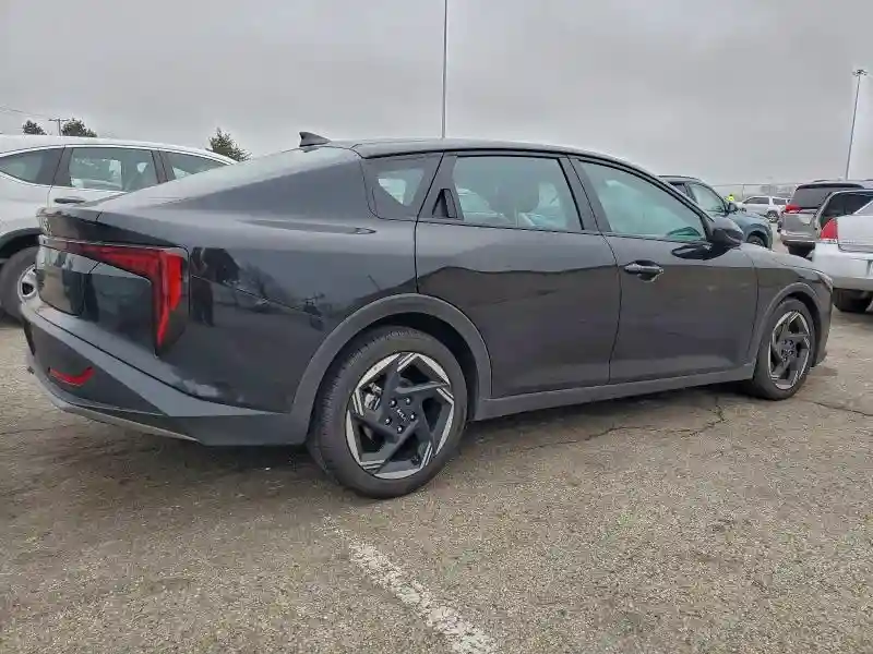 3KPFU4DE8SE067824 2025 KIA K4 EX-2