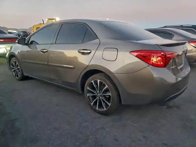 2T1BURHE0KC182633 2019 TOYOTA COROLLA-1