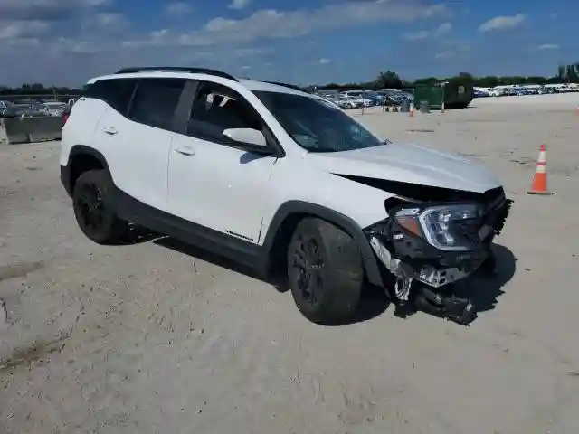 3GKALMEV0NL252451 2022 GMC TERRAIN-3